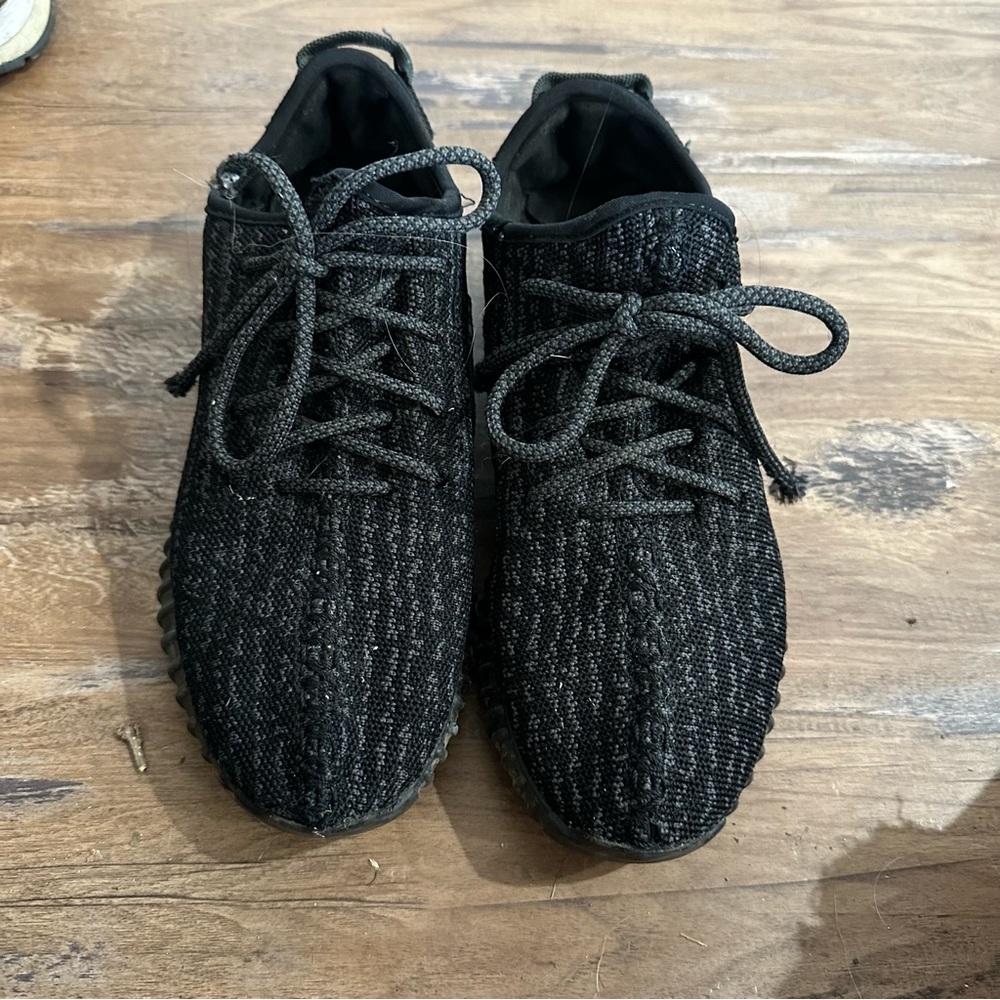 Black shoes